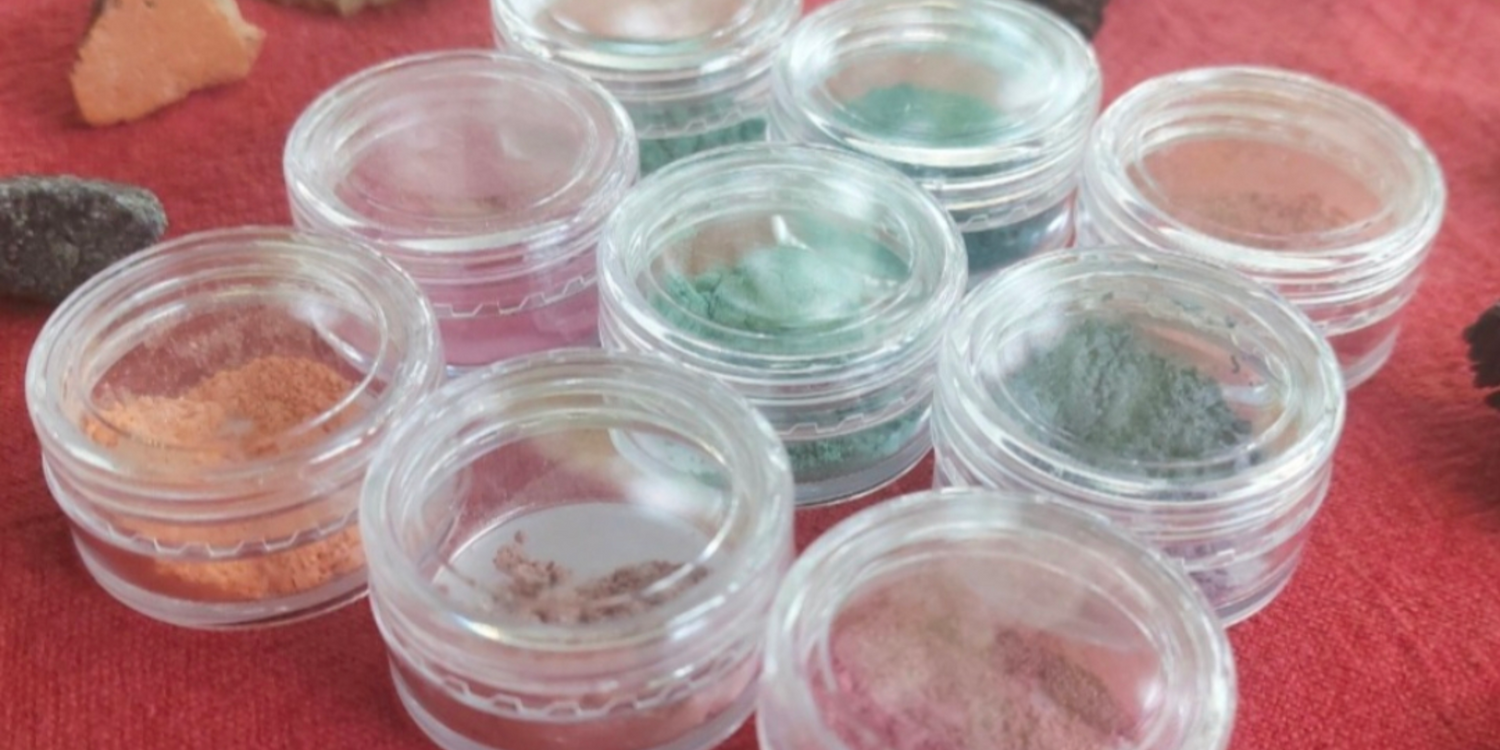 sample jars of loose powder eyeshadow
