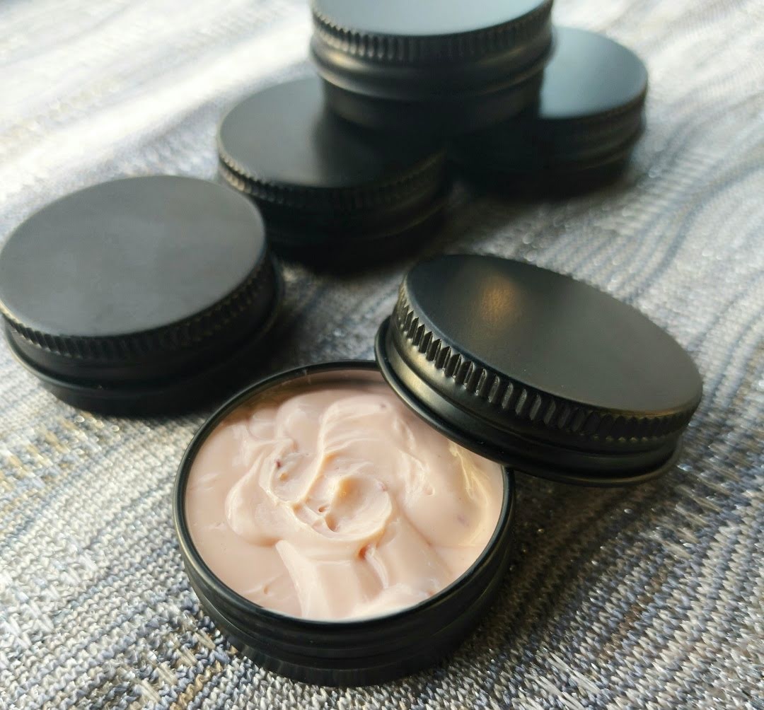 Red Velvet Cake Whipped Facial Cleanser